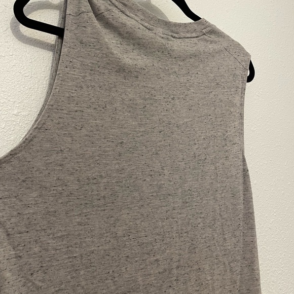 Adidas Gray Logo Sleeveless Tank Top size Small - Picture 6 of 6